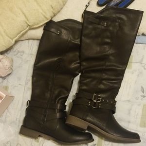 JustFab Mina Boots - size 8.5